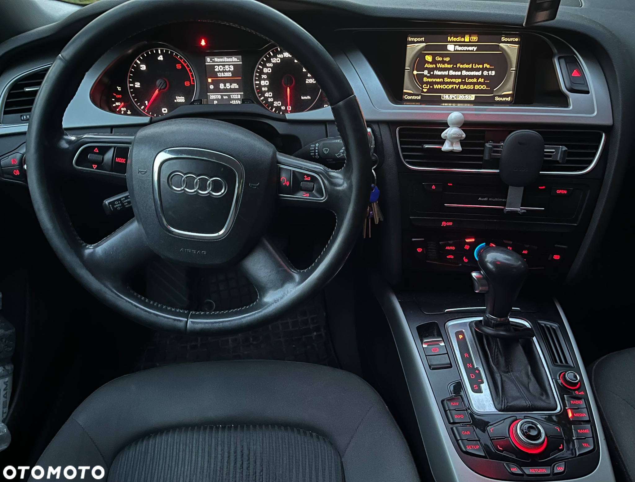 Audi A4 2.0 TDI Multitronic - 13