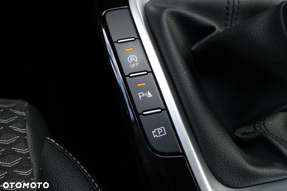 Kia Ceed 1.5 T-GDI Tribute - 25