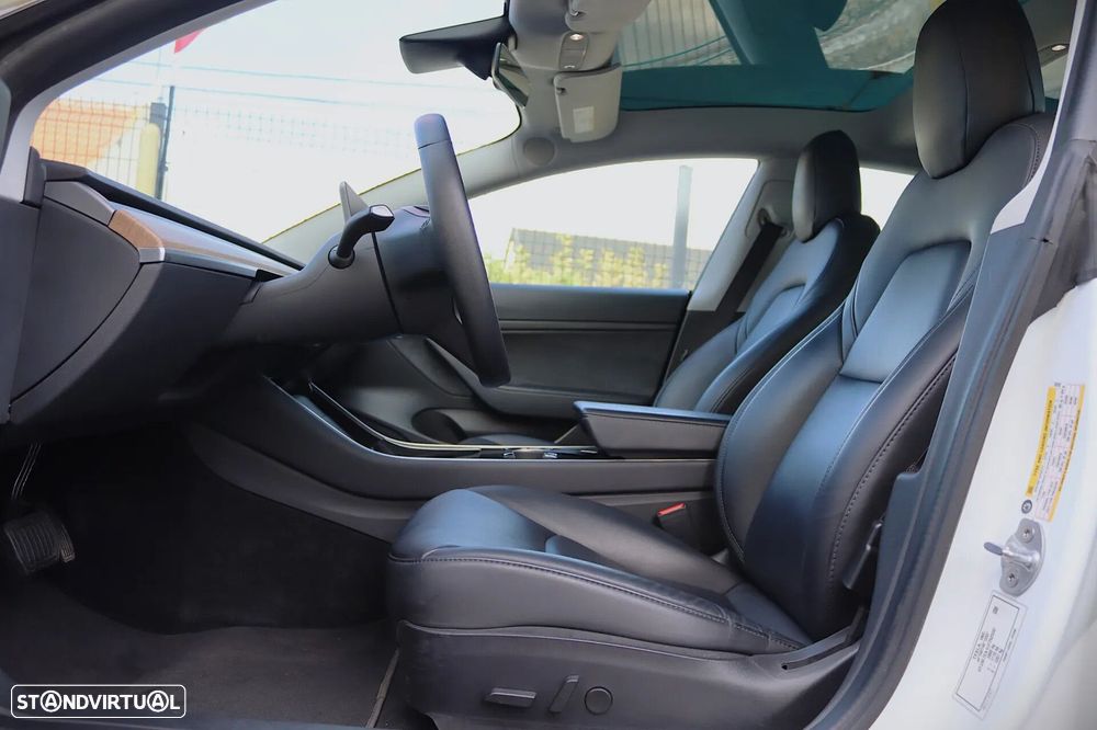 Tesla Model 3 Standard RWD Plus - 18