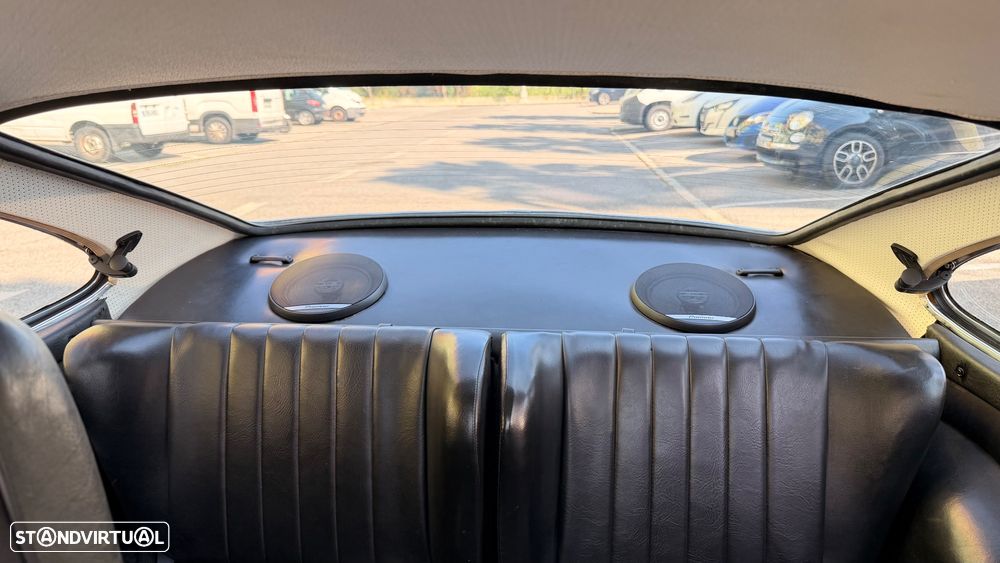 Porsche 911 Série F - 37