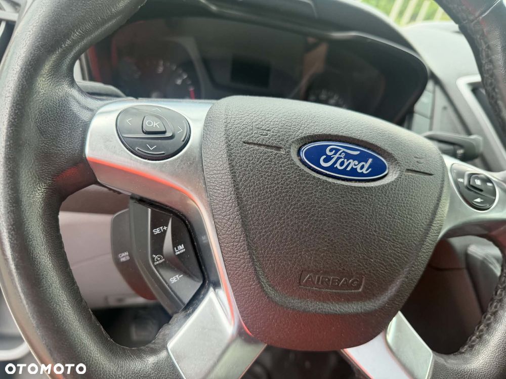 Ford Transit - 9