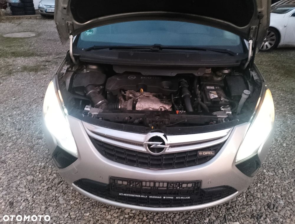 Opel Zafira Tourer 2.0 CDTI Automatik Edition - 9