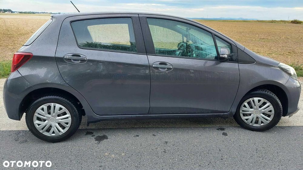 Toyota Yaris - 2
