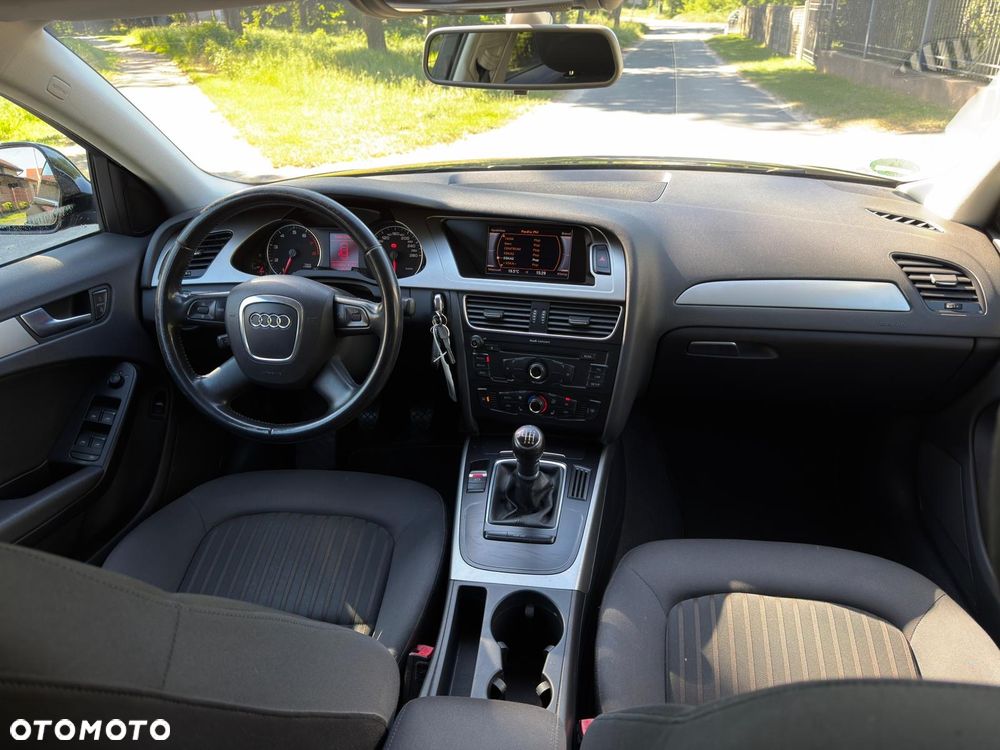Audi A4 Limousine 1.8 TFSI Ambiente - 10