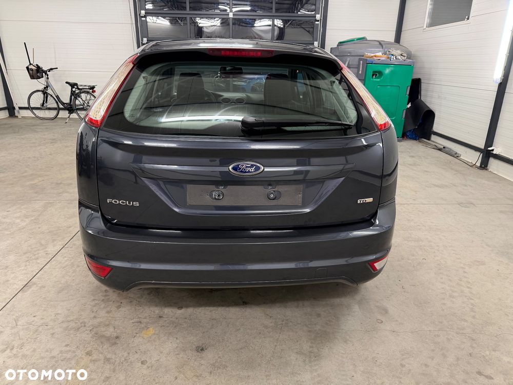Ford Focus - 5