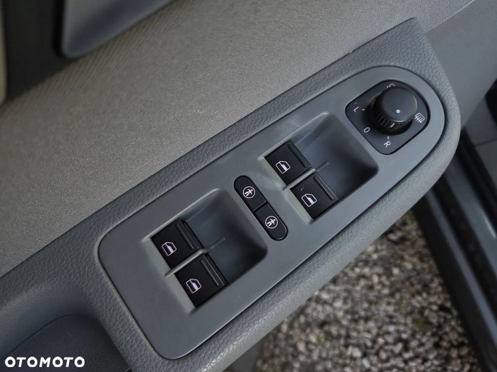 Seat Alhambra 2.0 TDI Ecomotive 4Kids - 36