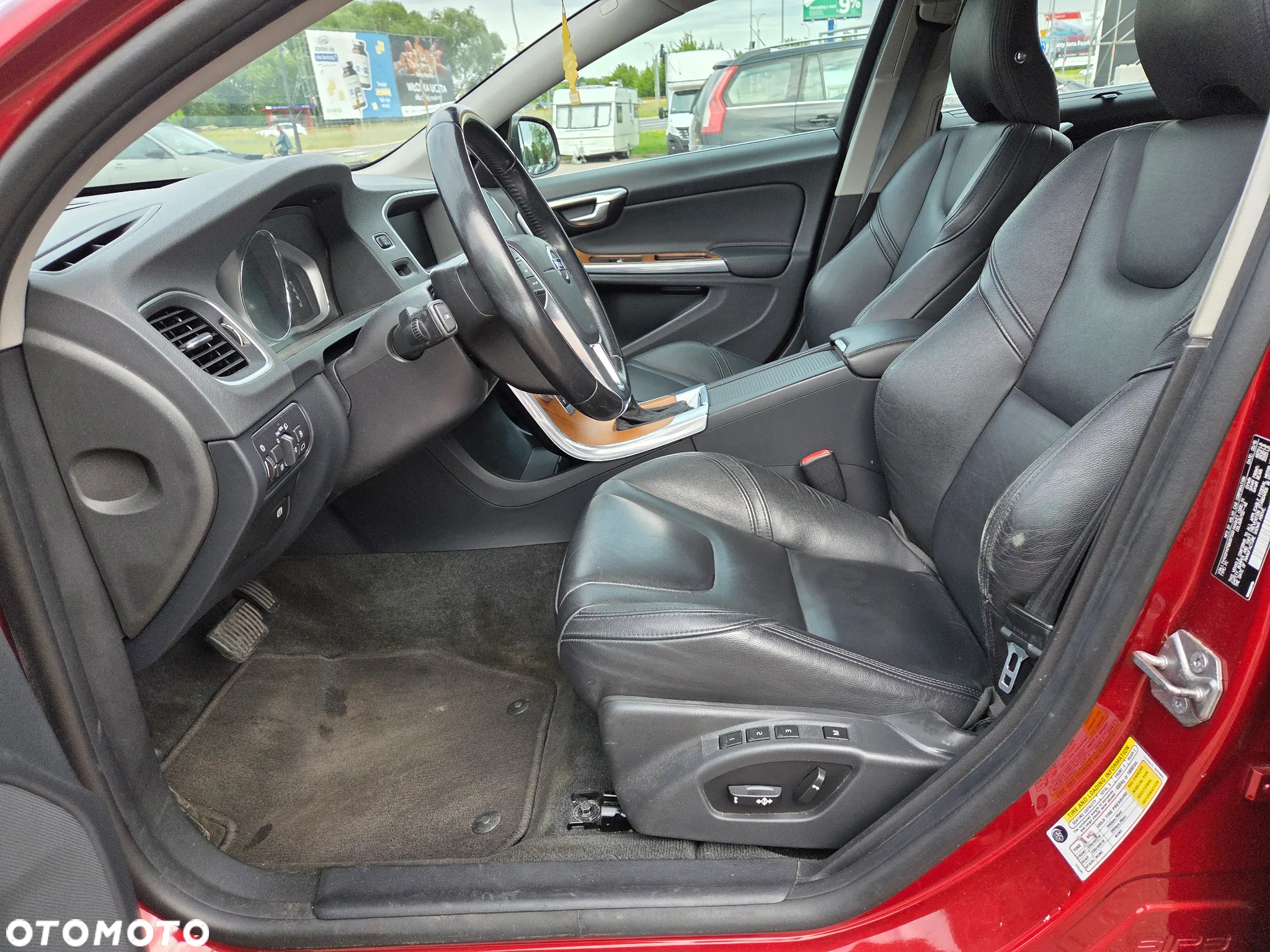Volvo S60 T5 Momentum - 13