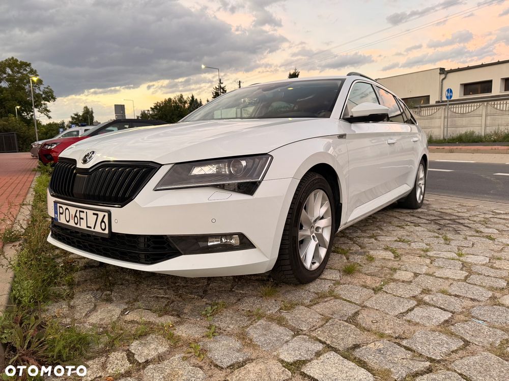 Skoda Superb 2.0 TDI Ambition DSG - 19