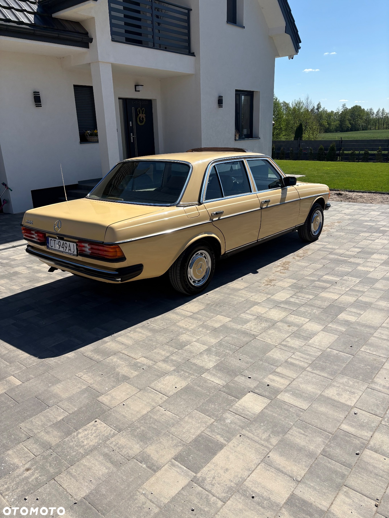 Mercedes-Benz W123 - 3