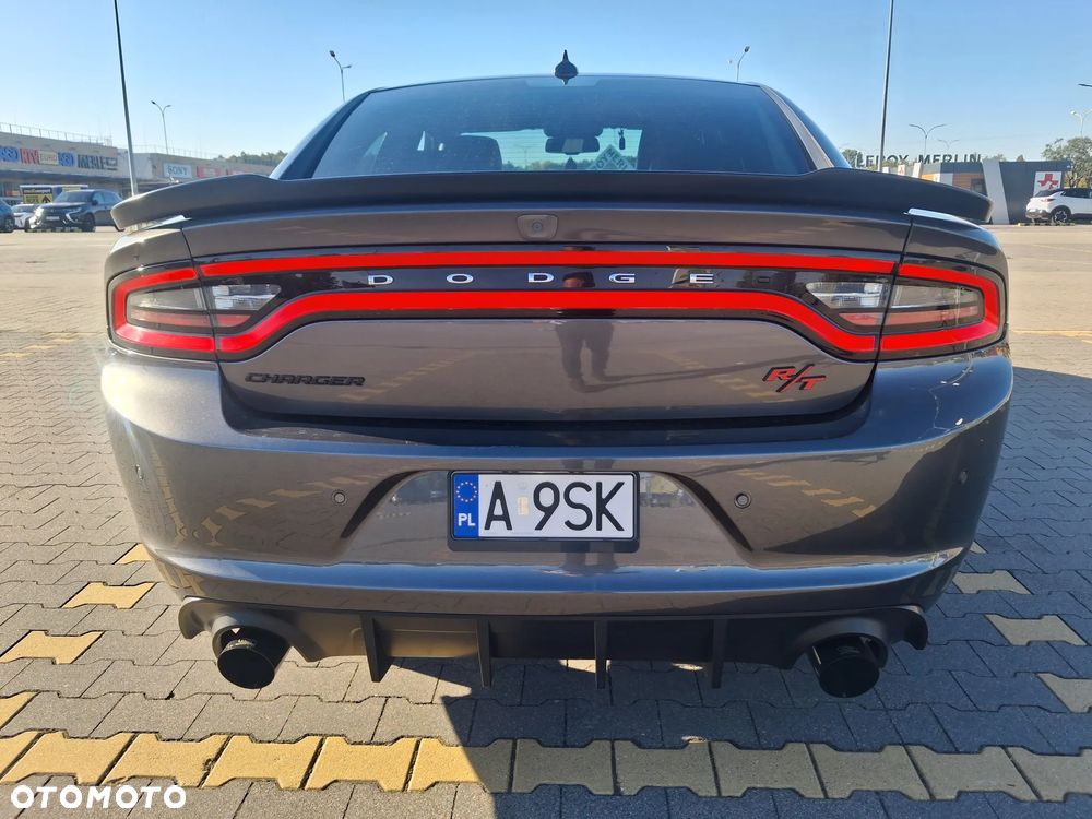 Dodge Charger - 4