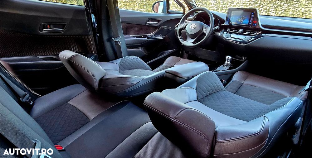 Toyota C-HR Lounge - 9