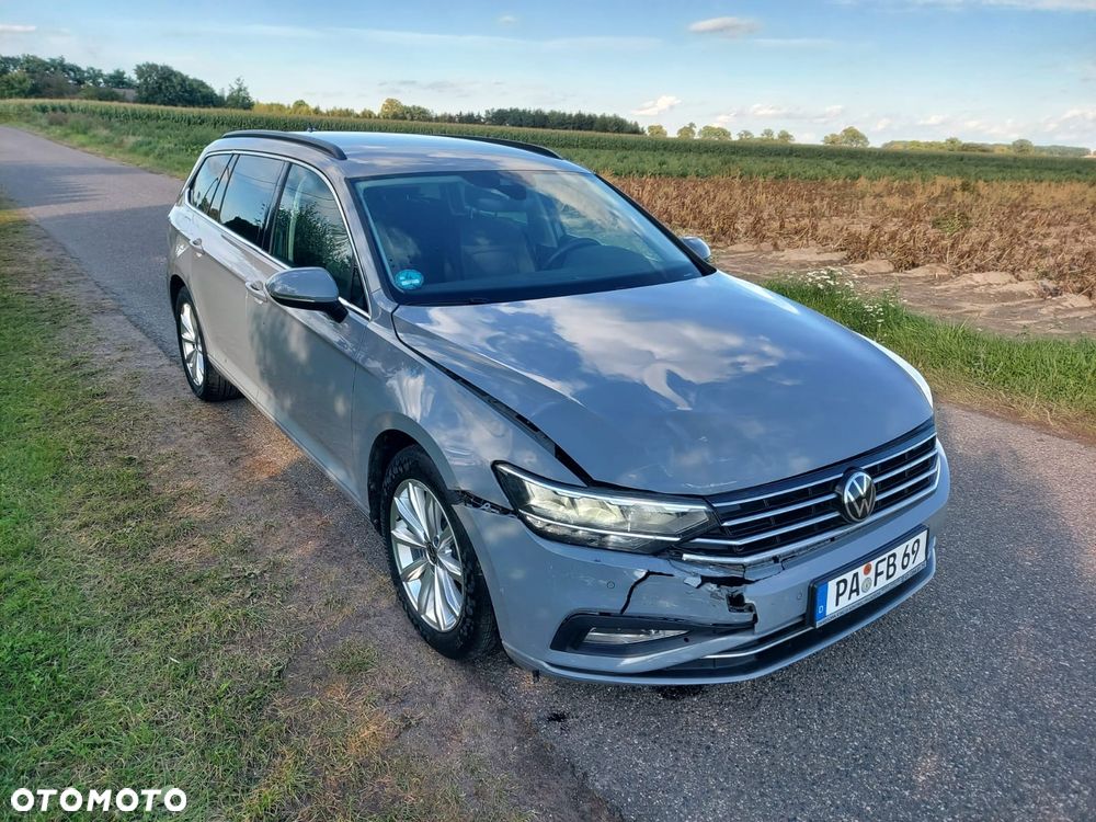 Volkswagen Passat 2.0 TDI SCR DSG Business - 2