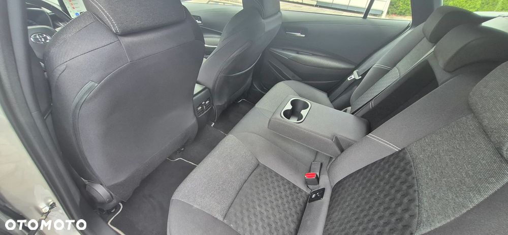 Toyota Corolla - 11