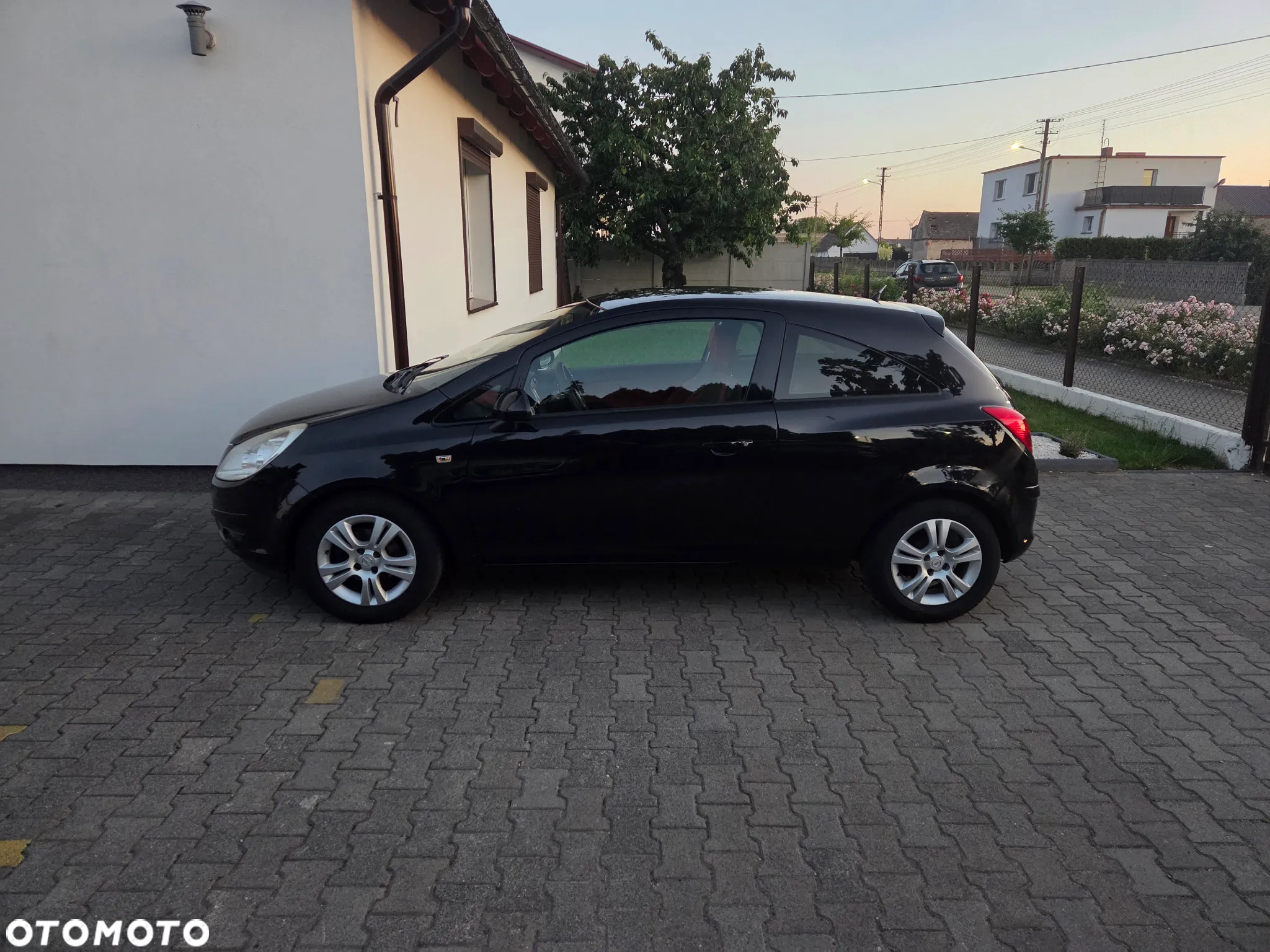Opel Corsa 1.2 16V Sport - 16