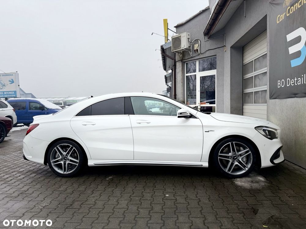 Mercedes-Benz CLA AMG 45 4-Matic - 8