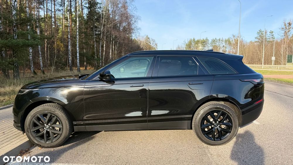 Land Rover Range Rover Velar 2024 photo 3