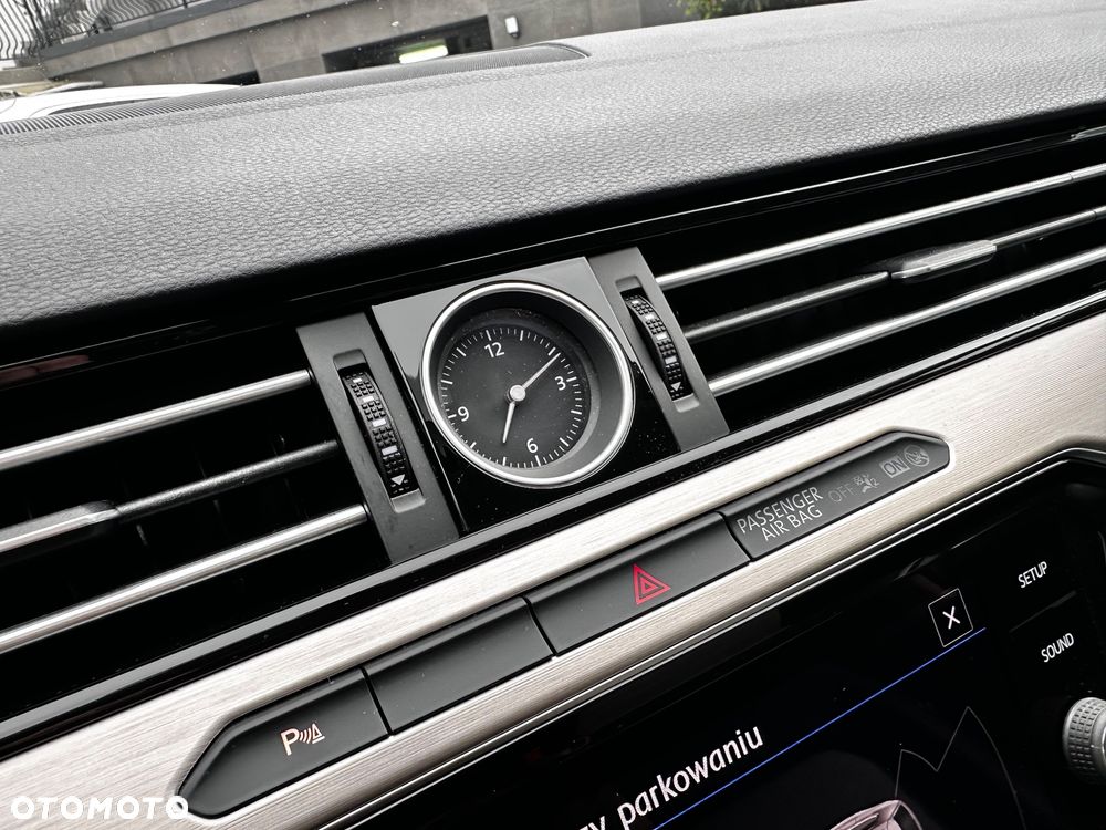 Volkswagen Passat Variant 1.4 TSI ACT (BlueMotion Technology) Highline - 31