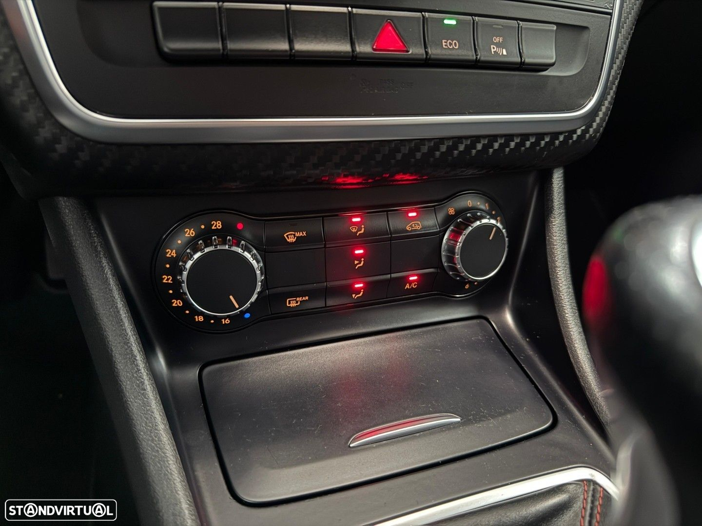 Mercedes-Benz A 200 CDi BE AMG Line - 32