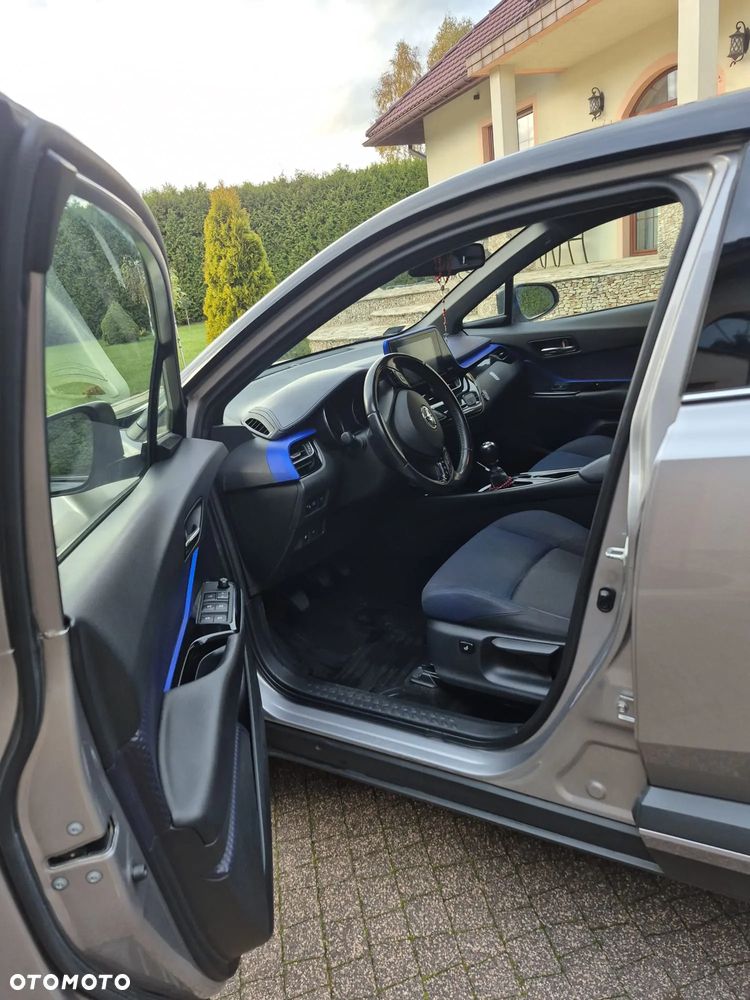 Toyota C-HR 1.2 T Dynamic - 7