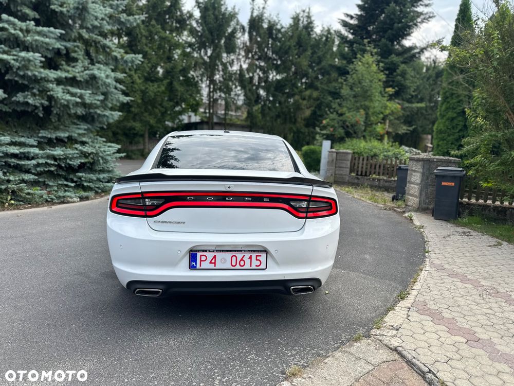 Dodge Charger 3.6 GT - 5