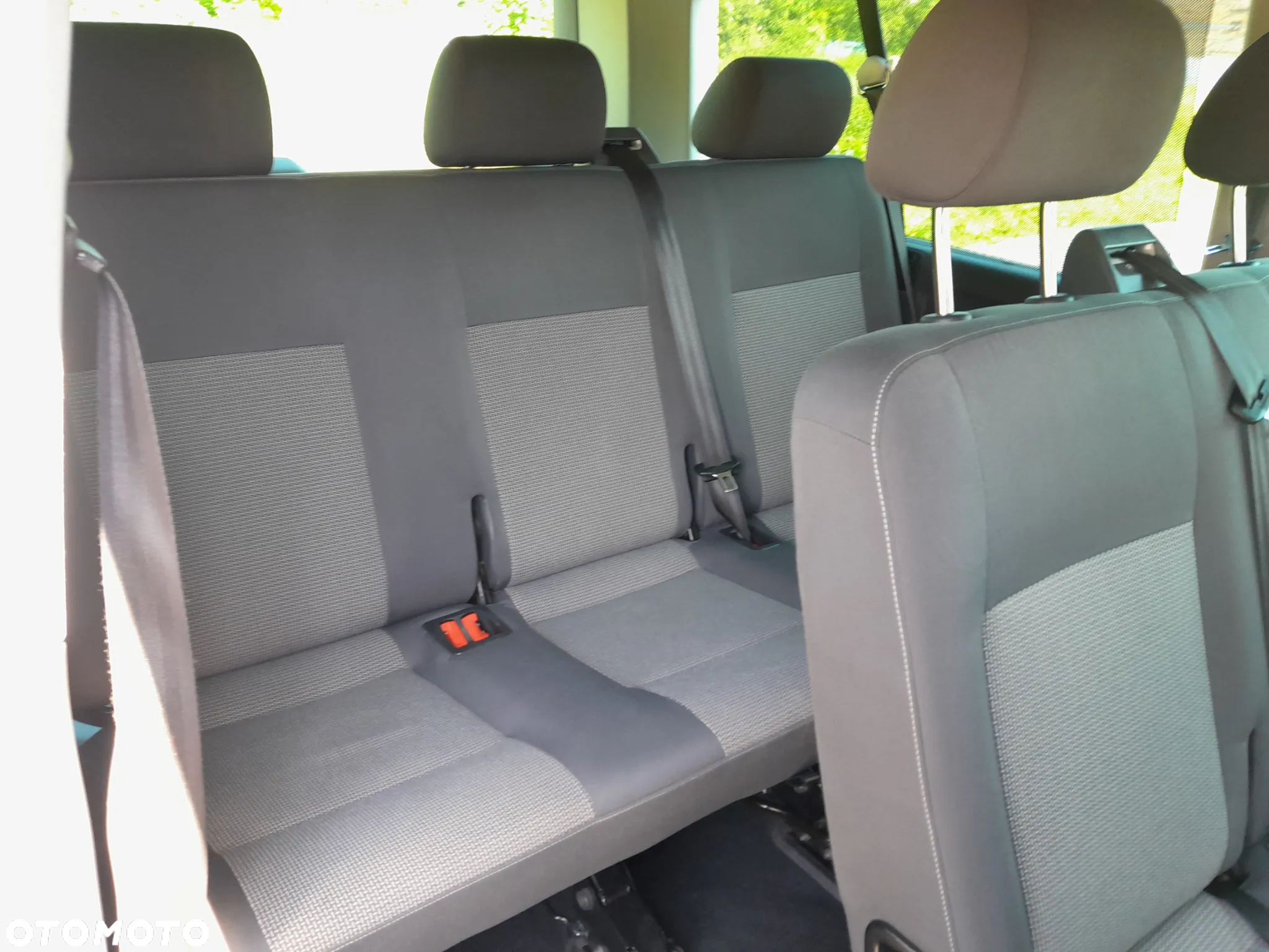 Volkswagen Caravelle BiTDI L2 Comfortline - 13