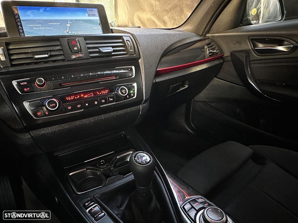 BMW 118 d Pack M - 35