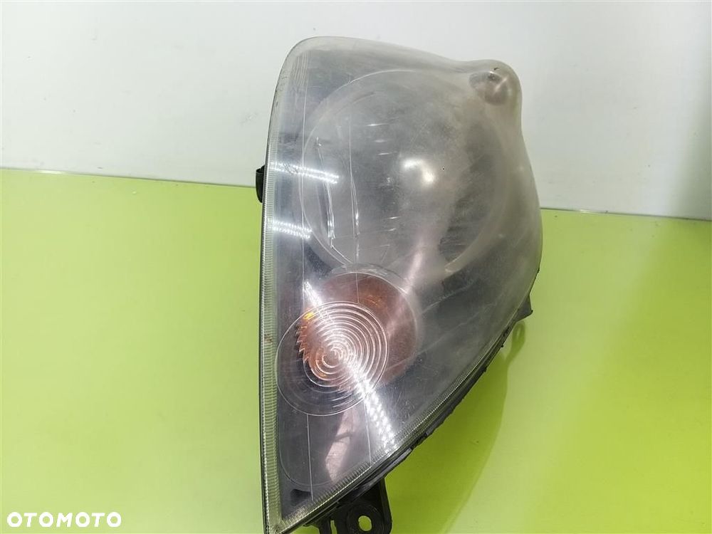 Reflektor lampa przód prawa Ford Fiesta MK6 2002-2008R 1305236139 - 5