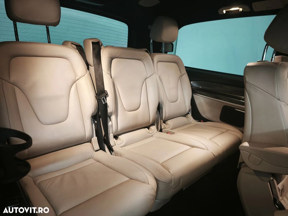 Mercedes-Benz V 300 d Extralang 4Matic 9G-TRONIC Exclusive - 12