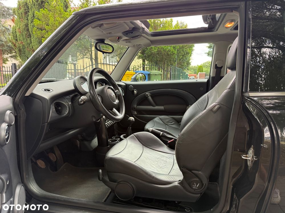 MINI Cooper S Standard - 5