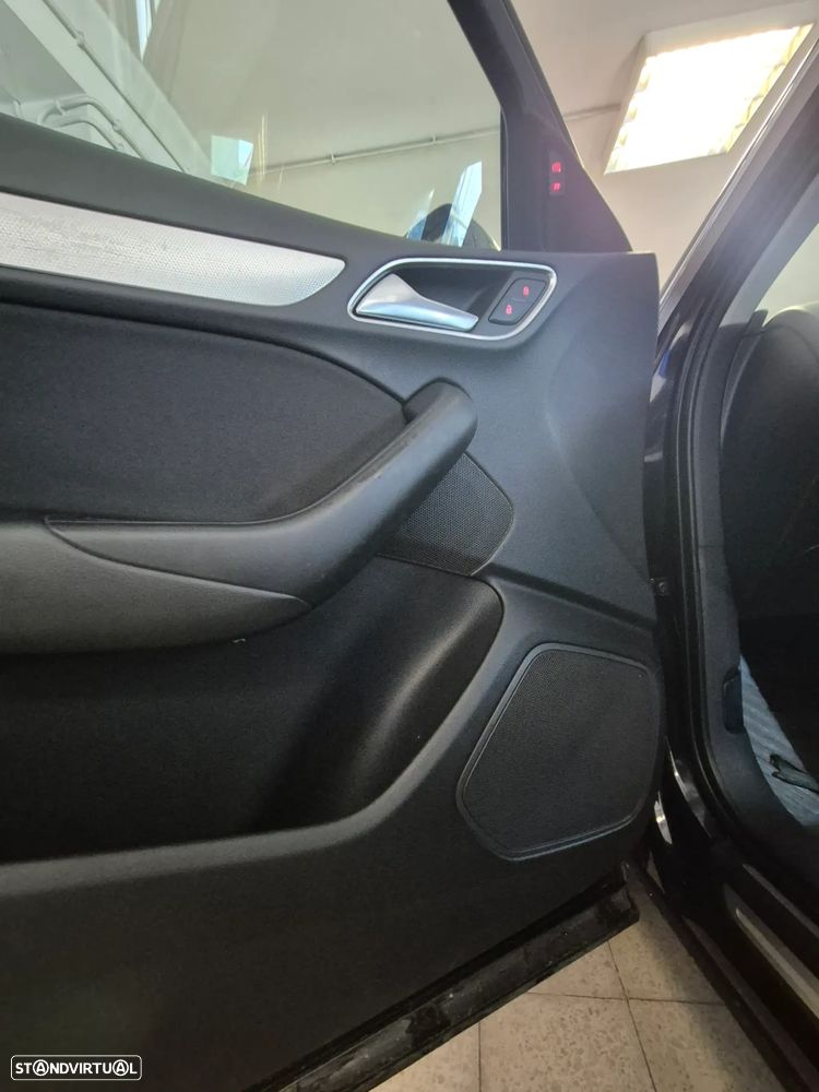 Audi Q3 2.0 TDI quattro S-tronic - 31