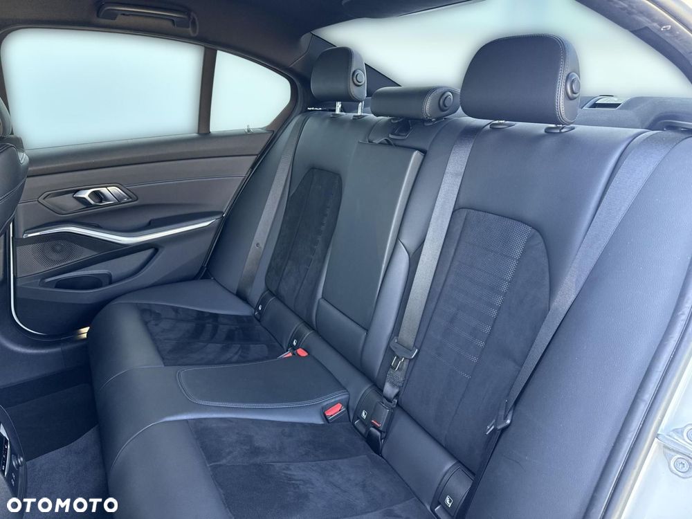 BMW Seria 3 - 17