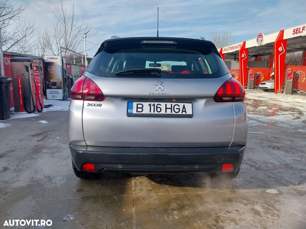 Peugeot 2008 1.2 PureTech Turbo EAT6 S&S Allure - 3