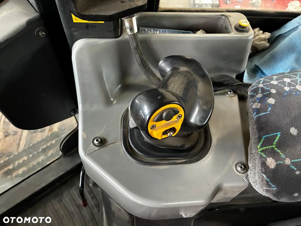 Komatsu D51PX-24 - 16