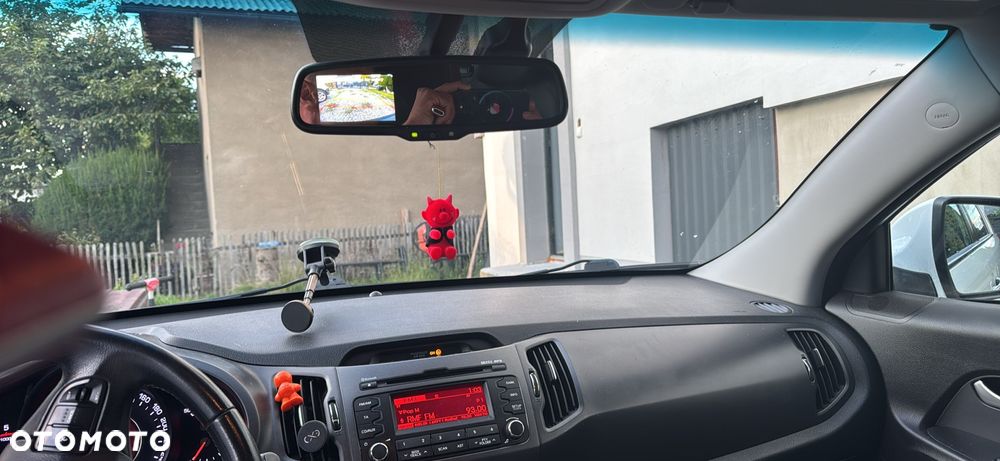 Kia Sportage 1.7 CRDI 2WD ISG Dream-Team Edition - 4