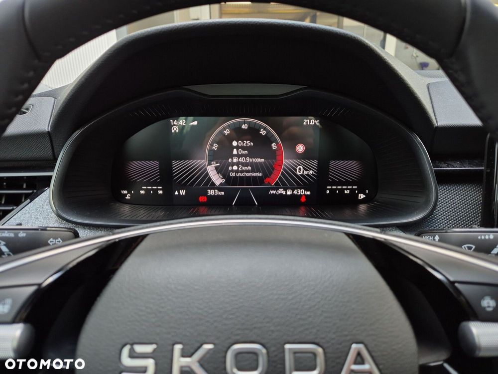 Skoda Scala 1.0 TSI Drive - 25