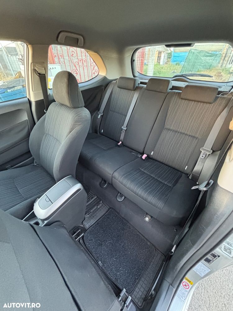 Toyota Auris 1.6 Sol - 10
