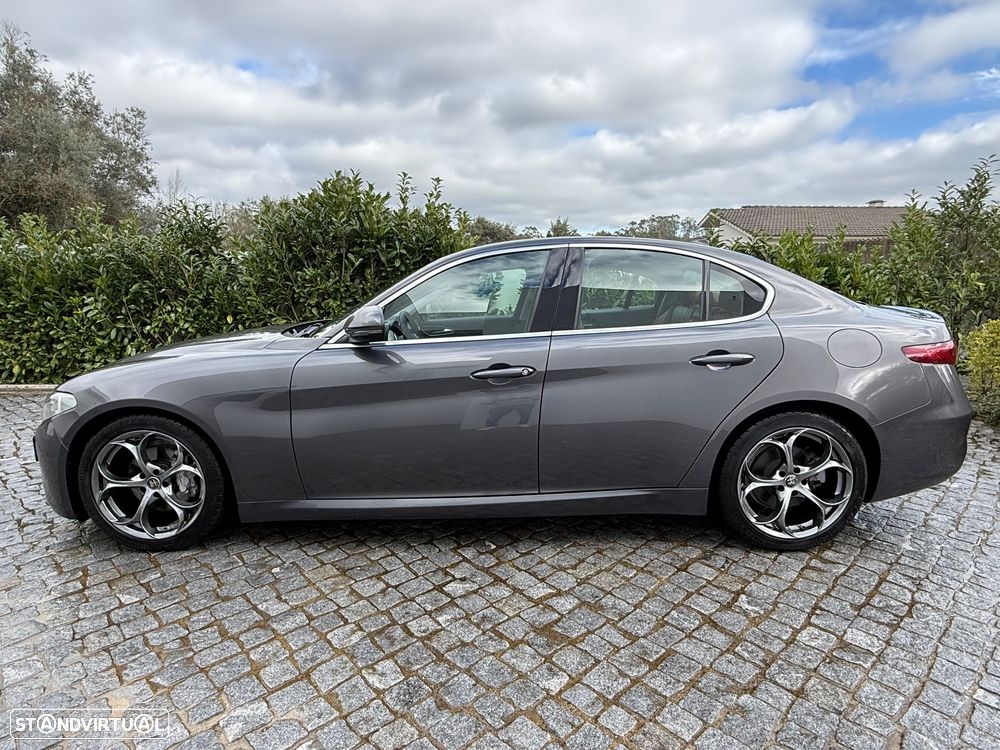 Alfa Romeo Giulia - 3