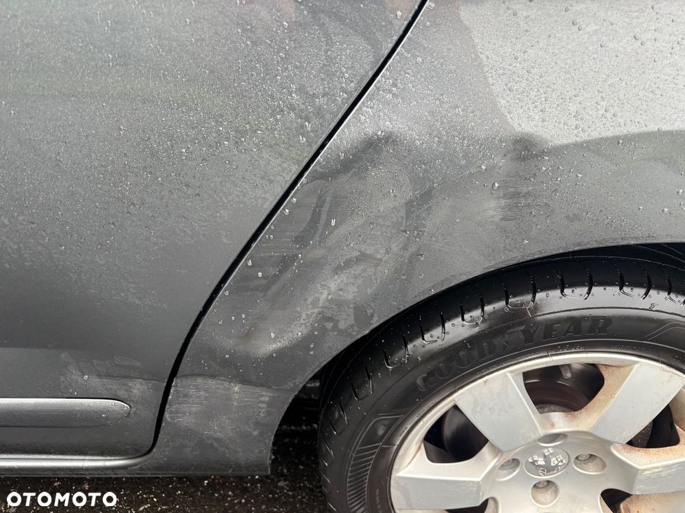 Peugeot 5008 1.6 HDi Active 7os - 9