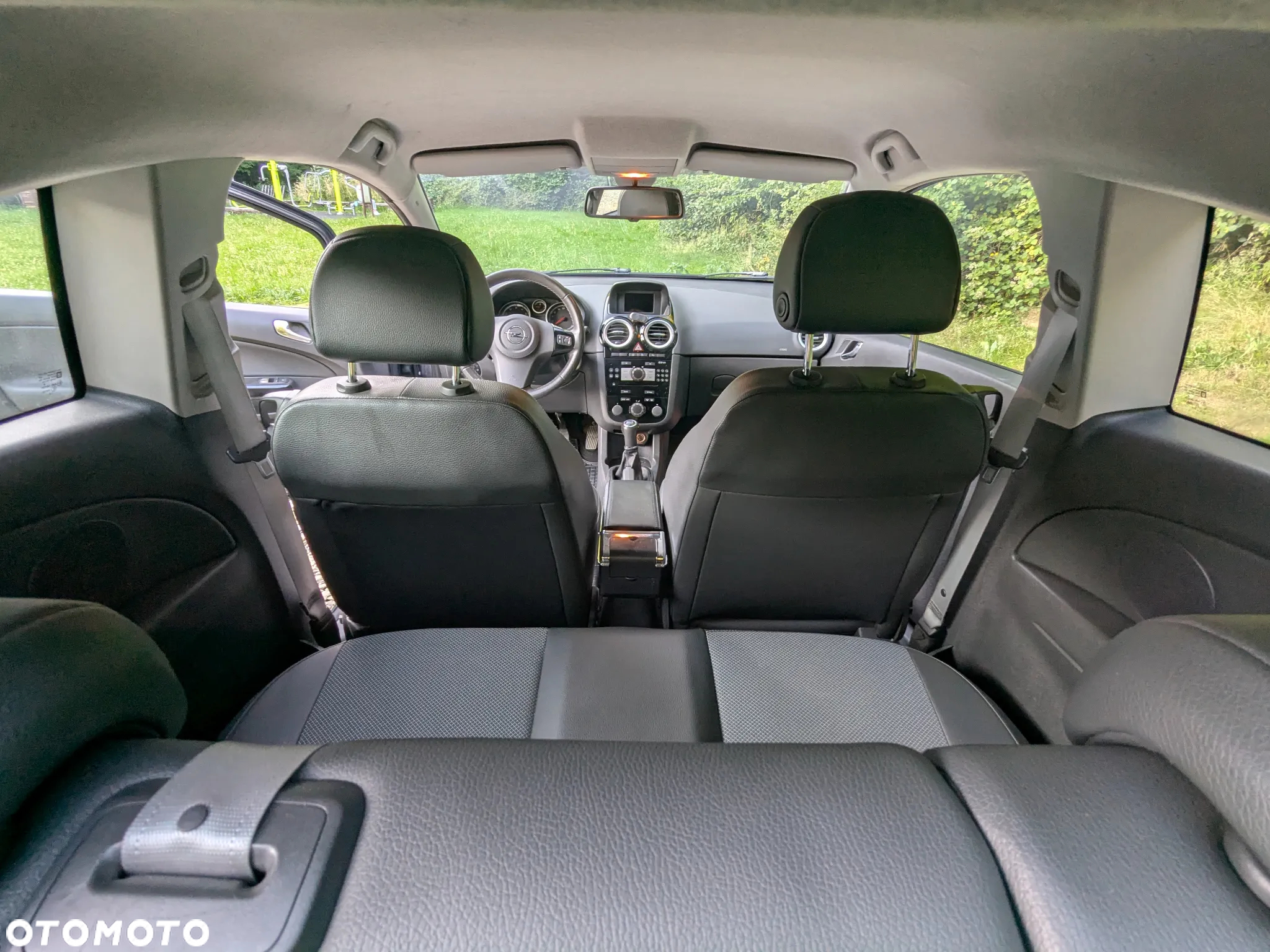 Opel Corsa - 11