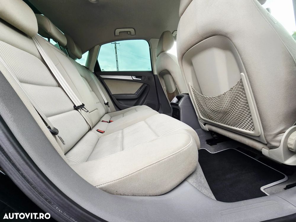 Audi A4 Avant 2.0 TDI DPF S line Sportpaket - 9