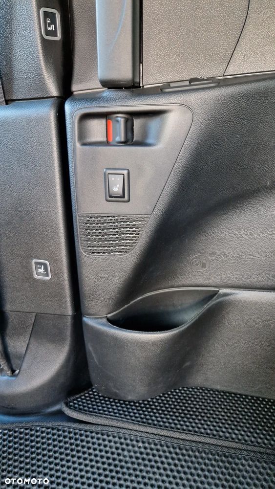 Chrysler Pacifica - 27