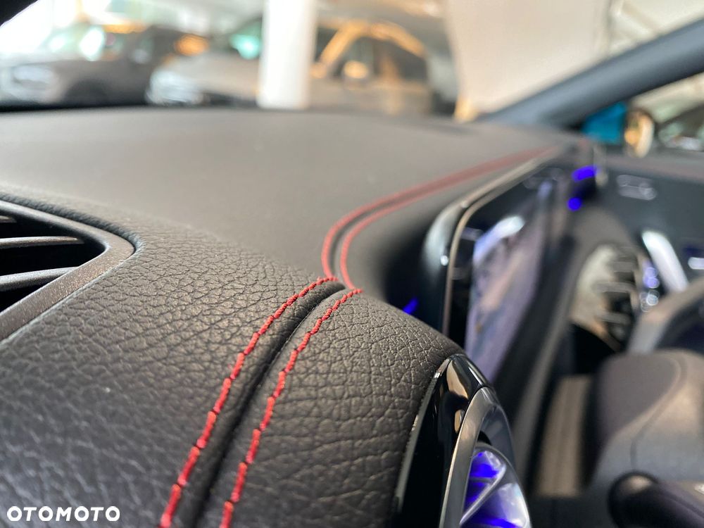 Mercedes-Benz CLA 180 AMG Line 7G-DCT - 26