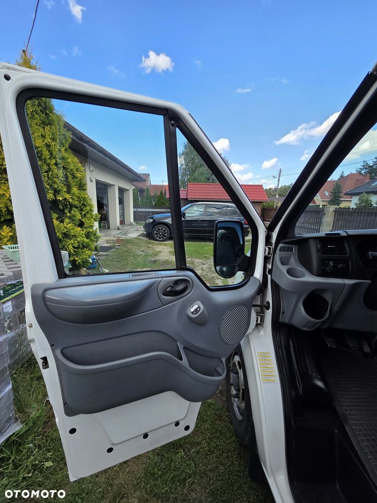 Ford Transit - 16