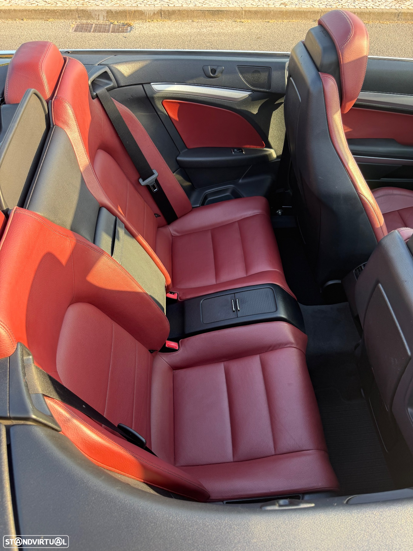 Mercedes-Benz E 200 CGi Avantgarde BlueEfficiency Auto - 26