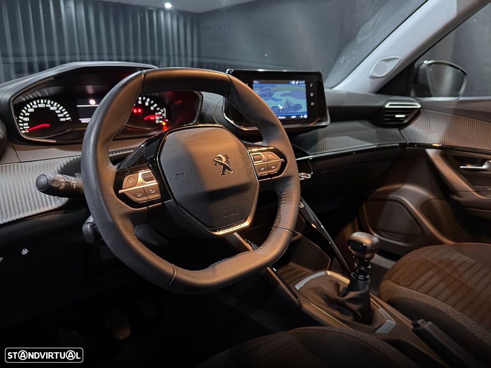 Peugeot 2008 1.2 PureTech Active Pack - 14