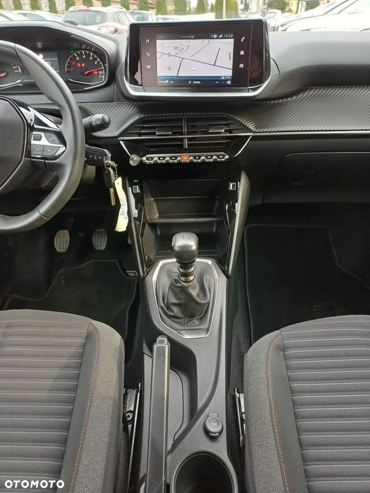 Peugeot 208 PureTech 100 GT - 25