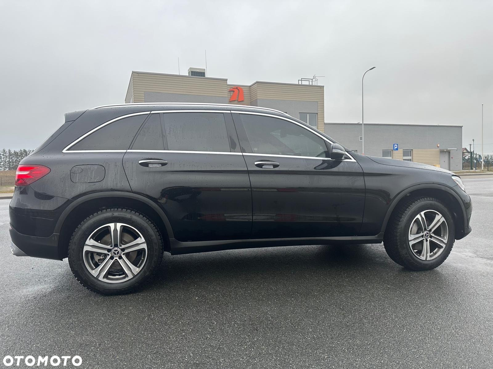 Mercedes-Benz GLC 300 Coupe 4Matic 9G-TRONIC - 5