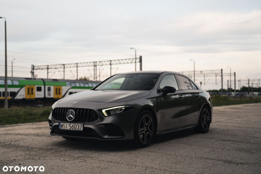 Mercedes-Benz Klasa A 220 7G-DCT AMG Line - 2