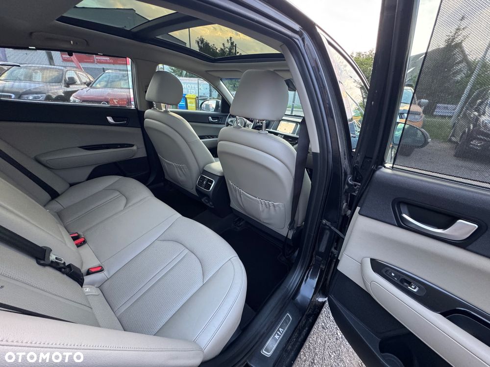 Kia Optima 1.7 CRDI XL DCT - 23