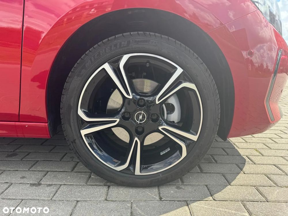 Opel Corsa 1.2 GS S&S - 9